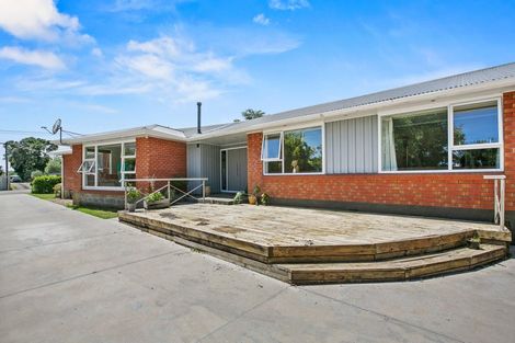 Photo of property in 22 Carthew Street, Okato, 4335