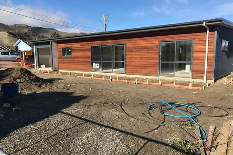 Photo of property in 22 Ortive Street, Cromwell, 9310