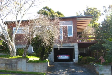 Photo of property in 8 Mayfair Place, Westown, New Plymouth, 4310