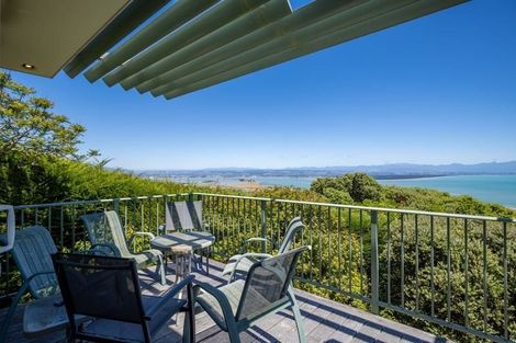 Photo of property in 274 Princes Drive, Britannia Heights, Nelson, 7010