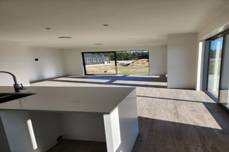 Photo of property in 53 Longview Drive, Lake Hawea, 9382