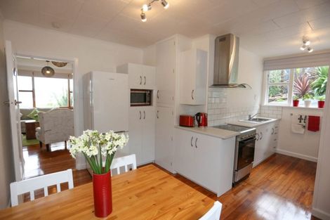 Photo of property in 45 Cornwall Road, Lyttelton, 8082