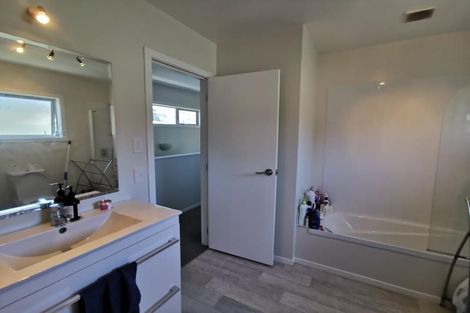 Photo of property in 2 Palm Grove, Berhampore, Wellington, 6023