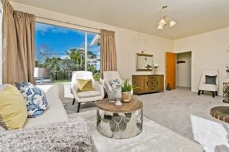 Photo of property in 129 Arran Road, Browns Bay, Auckland, 0630