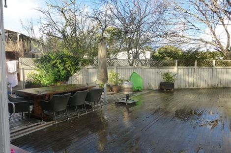 Photo of property in 59 Captain Scott Road, Glen Eden, Auckland, 0602