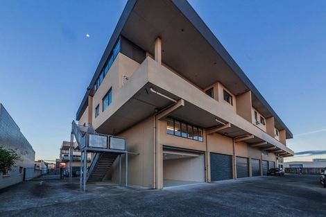 Photo of property in 12/11 Jack Conway Avenue, Manukau, Auckland, 2104