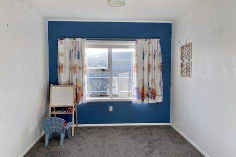 Photo of property in 28 Apollo Parade, Milson, Palmerston North, 4414