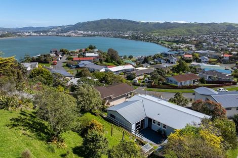 Photo of property in 21 Inlet View, Titahi Bay, Porirua, 5022