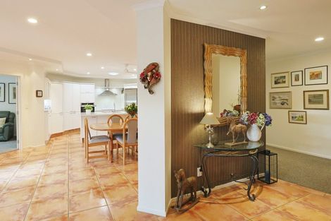 Photo of property in 10 Park Lane, Greenmeadows, Napier, 4112