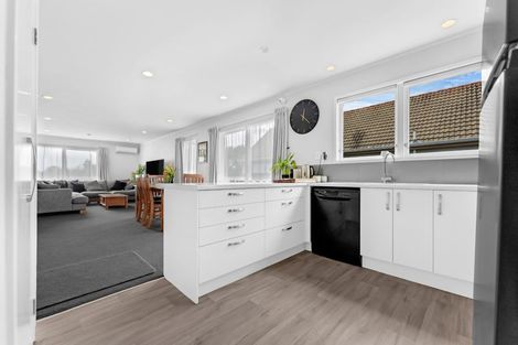 Photo of property in 17 Ashdown Place, Pahurehure, Papakura, 2113