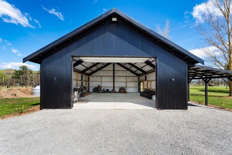 Photo of property in 136 Kereru Road, Maraekakaho, 4171