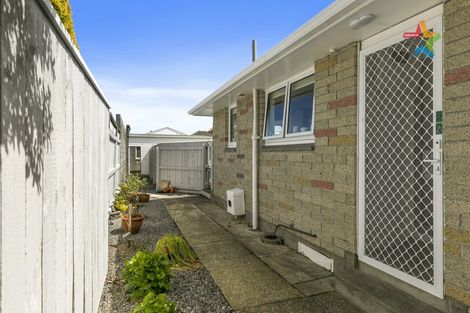 Photo of property in 20a Holyoake Crescent, Avalon, Lower Hutt, 5011
