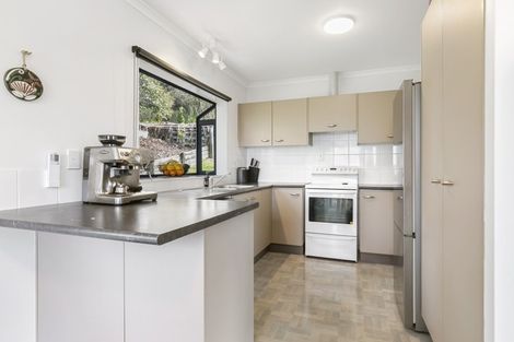 Photo of property in 2/13 Noeleen Street, Glenfield, Auckland, 0629