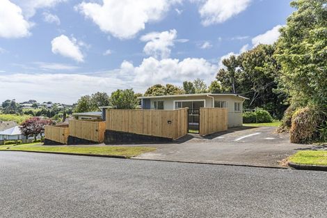 Photo of property in 2/89 Glenpark Avenue, Frankleigh Park, New Plymouth, 4310