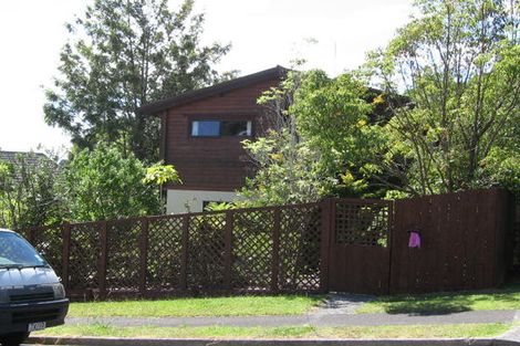 Photo of property in 3 Kallista Place, Browns Bay, Auckland, 0630