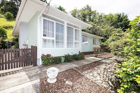 Photo of property in 259 Middleton Road, Glenside, Wellington, 6037