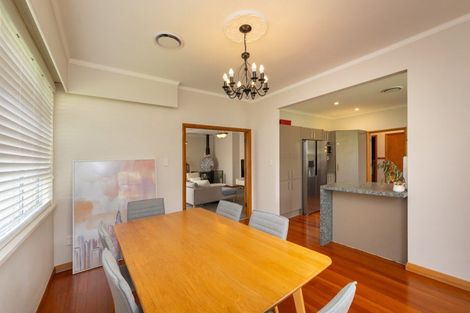 Photo of property in 9 Innes Place, Roslyn, Palmerston North, 4414