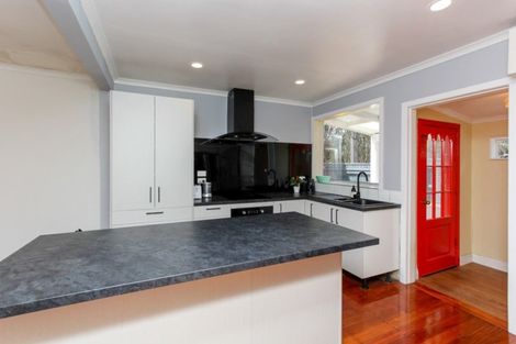 Photo of property in 134 Frankley Road, Frankleigh Park, New Plymouth, 4310