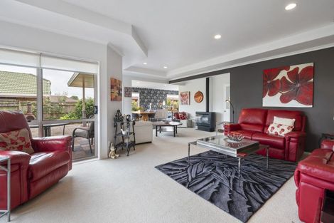 Photo of property in 31 Caroline Crescent, Highbury, Palmerston North, 4412