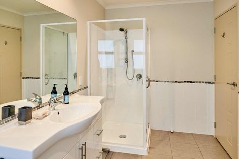 Photo of property in 32 Aspiring Terrace, Aotea, Porirua, 5024