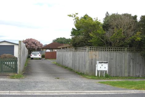 Photo of property in 2/3 Berwyn Avenue, Takanini, 2112