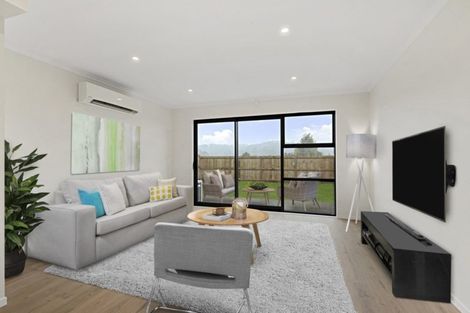 Photo of property in 20 Vincent Mcgrath Crescent, Swanson, Auckland, 0614