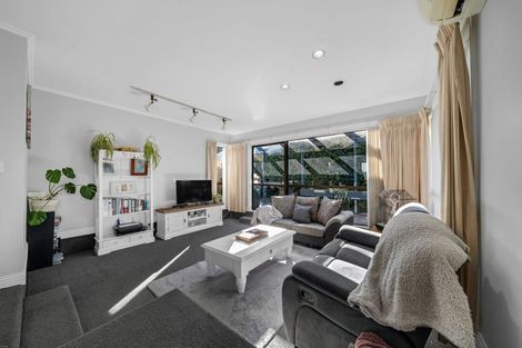Photo of property in 112b Edinburgh Street, Pukekohe, 2120