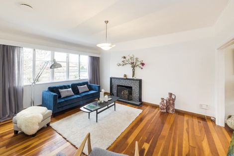 Photo of property in 532 Featherston Street, Roslyn, Palmerston North, 4414