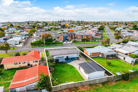 Photo of property in 37 Yvonne Street, Melville, Hamilton, 3206