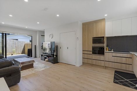 Photo of property in 4/56 Salisbury Road, Birkdale, Auckland, 0626