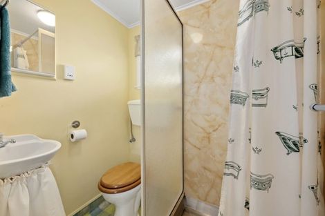 Photo of property in 31 Dowling Grove, Silverstream, Upper Hutt, 5019