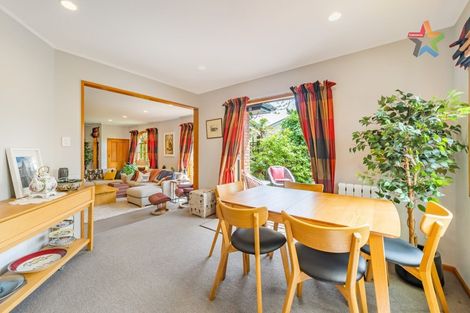 Photo of property in 2a Hobbs Grove, Epuni, Lower Hutt, 5011