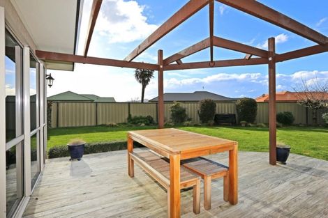Photo of property in 6 Rosehill Way, Taradale, Napier, 4112