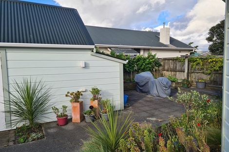 Photo of property in 227 The Esplanade, Petone, Lower Hutt, 5012