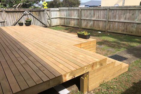 Photo of property in 3/425 Lake Road, Takapuna, Auckland, 0622