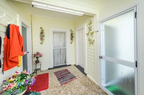 Photo of property in 5 Fairview Avenue, Feilding, 4702