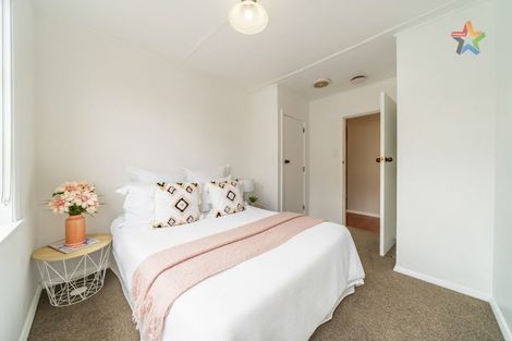 Photo of property in 273 Naenae Road, Naenae, Lower Hutt, 5011