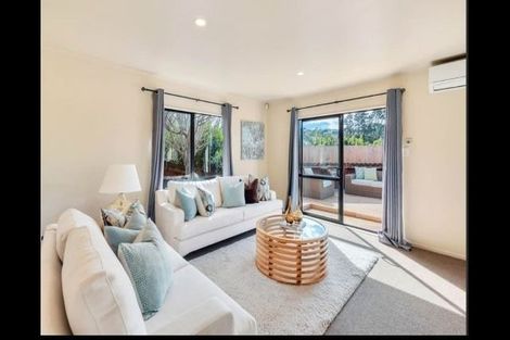 Photo of property in 30 Zefiro Drive, Massey, Auckland, 0614