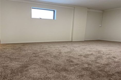 Photo of property in 89 Chelsea View Drive, Chatswood, Auckland, 0626