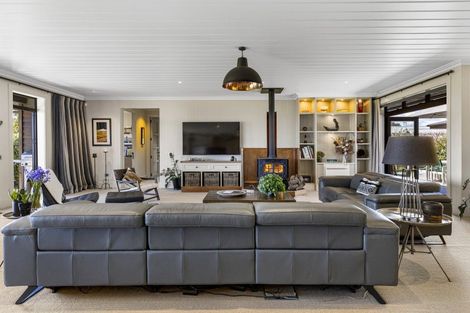 Photo of property in 12 Mahuta Road, Waitahanui, Taupo, 3378