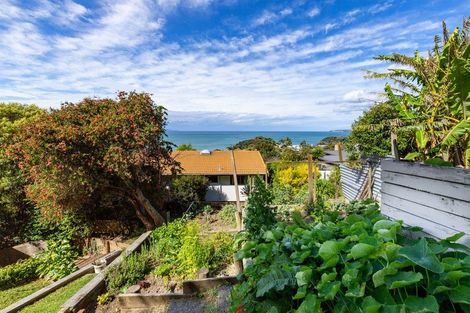 Photo of property in 14 Glenelg Road, Red Beach, 0932