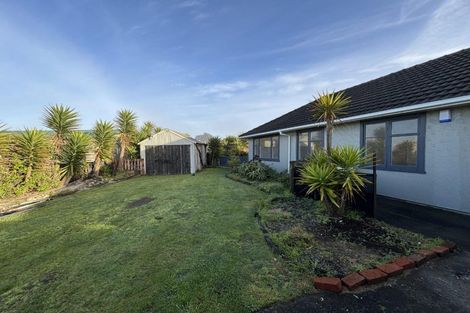 Photo of property in 8 Kuaka Place, Castlecliff, Whanganui, 4501