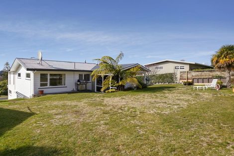 Photo of property in 8 Scenic Heights, Acacia Bay, Taupo, 3330