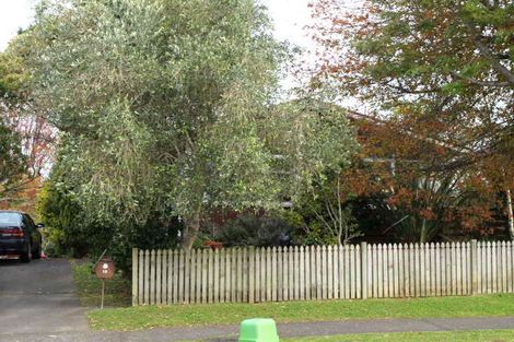 Photo of property in 19 Advene Road, Cockle Bay, Auckland, 2014