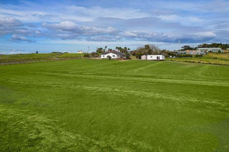 Photo of property in 157 Nixon Road, Taupaki, Henderson, 0782