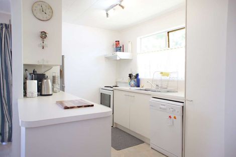 Photo of property in 21 Routley Drive, Glen Eden, Auckland, 0602