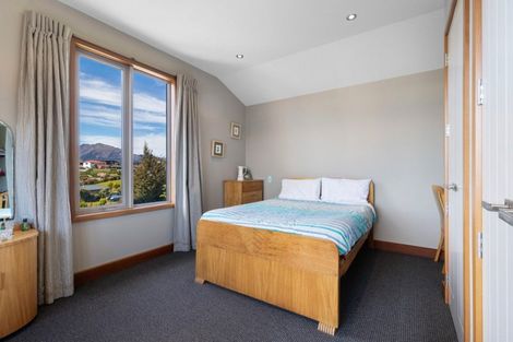 Photo of property in 19 Ridgecrest, Wanaka, 9305