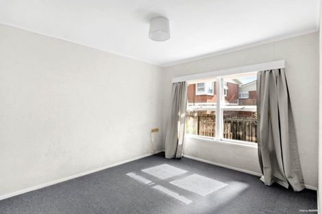 Photo of property in 6/34 Pupuke Road, Takapuna, Auckland, 0622