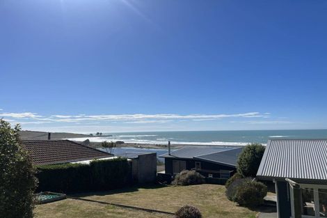 Photo of property in 1 Spiers Street, Kakanui, Oamaru, 9495