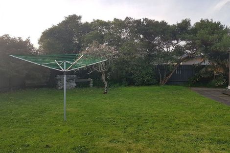 Photo of property in 5 Henry Street, Ebdentown, Upper Hutt, 5018